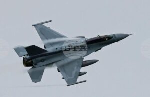 Последните два изтребителя F-16 Block 70 от първия договор с Lockheed Martin кацнаха в базата в Граф Игнатиево Последните два изтребителя F-16 Block 70 от първия договор с Lockheed Martin кацнаха в базата в Граф Игнатиево