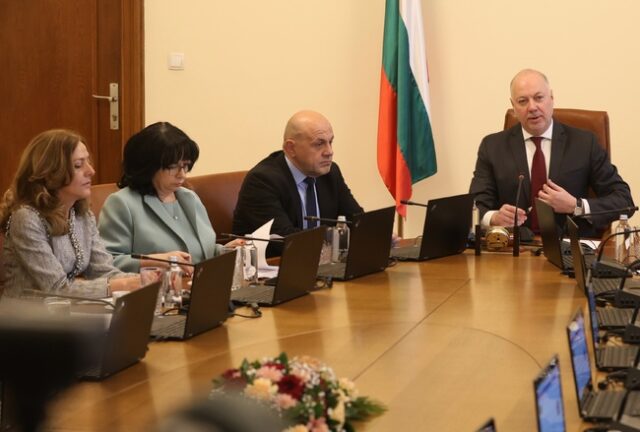 Правителство, "Желязков"