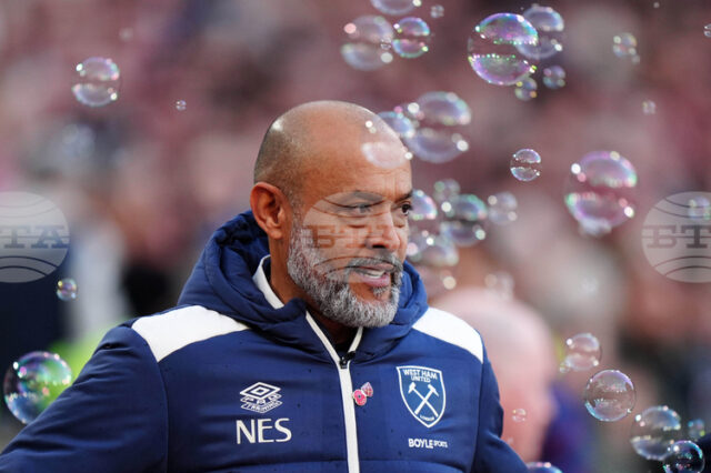 Предстоящият трансферен прозорец ще бъде много важен за Уест Хем, заяви Нуно Еспирито Санто