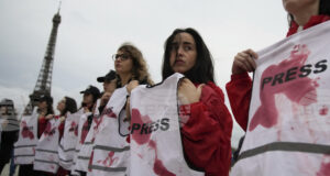 През последната година 67 журналисти са изгубили живота си, съобщи "Репортери без граници"