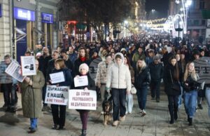 Протест с искания за оставка на правителството в Русе прерасна в шествие