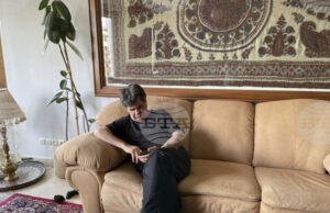 Протестите в Иран целят "да придвижат историята напред", заяви режисьорът Джафар Панахи