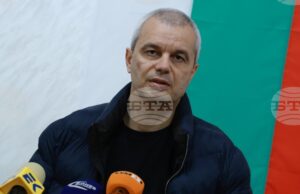 Протестите трябва да продължат, докато коалиция „Наглите“ не подаде оставка, каза лидерът на „Възраждане“ Костадин Костадинов