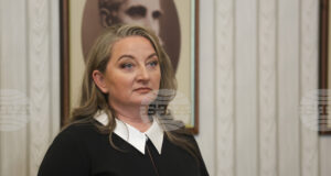 Рая Назарян няма да приеме поста на служебен премиер, каза Деница Сачева