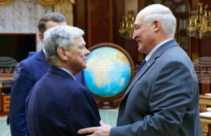 САЩ заявиха, че Беларус се е съгласила да спре прелитанията на балони в Литва и в идните месеци да освободи останалите политически затворници САЩ заявиха, че Беларус се е съгласила да спре прелитанията на балони в Литва и в идните месеци да освободи останалите политически затворници