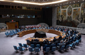 САЩ и Иран си размениха остри критики в ООН във връзка с възобновяването на ядрените преговори САЩ и Иран си размениха остри критики в ООН във връзка с възобновяването на ядрените преговори