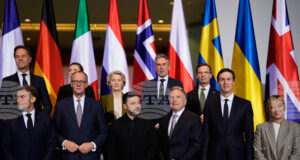 САЩ предлагат на Украйна гаранции за сигурност като стимул за мир: Световните медии коментират преговорите