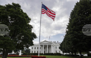 САЩ предупреждават: Европа е изправена пред „цивилизационно заличаване“ Белият дом представи план за политиката си в областта на изкуствения интелект, целящ доминираща позиция на САЩ в сектора