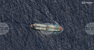 САЩ преследват трети петролен танкер близо до Венецуела, съобщиха официални представители