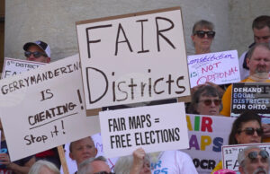 СВЕТЪТ 2025
Борбата за преначертаване на избирателните райони в САЩ се води с пълна сила СВЕТЪТ 2025
Борбата за преначертаване на избирателните райони в САЩ се води с пълна сила