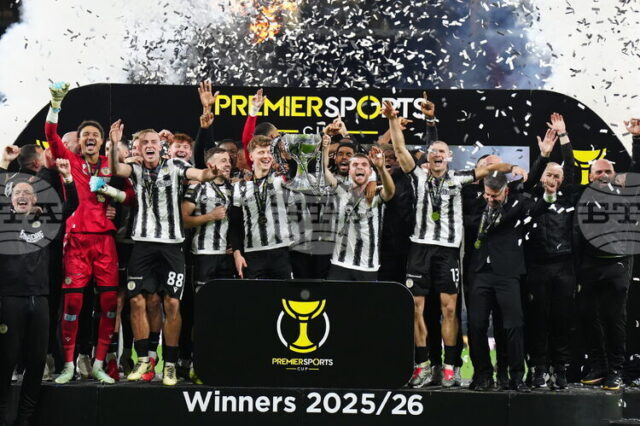 Сейнт Мирън победи Селтик на финала за Купата на Лигата Сейнт Мирън победи Селтик на финала за Купата на Лигата и взе първи трофей от 2013-а година насам