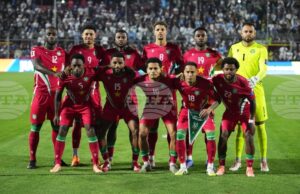 Селекционерът на националния отбор на Суринам по футбол Стенли Мензо изненадващо подаде оставка преди баражите за място на Световното първенство