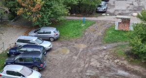 паркиране зелени площи