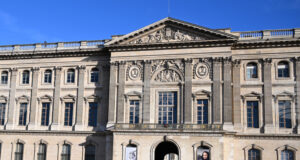 Служителите на Лувъра планират стачка заради недостиг на персонал и ресурси