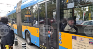 Столичната община въвежда "зелен билет" на цена един лев от днес до понеделник за градския транспорт