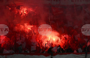 Стотици германски футболни фенове протестираха в Бремен срещу планираните по-строги мерки за сигурност на стадионите