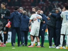 Треньорът на Юнион Сен Жилоаз предупреди Марсилия, че отборът му няма да бъде „спаринг партньор“ Треньорът на Юнион Сен Жилоаз предупреди Марсилия, че отборът му няма да бъде „спаринг партньор“