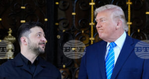 Тръмп посрещна Зеленски за преговори в Маями; заяви че Русия и Украйна искат мир