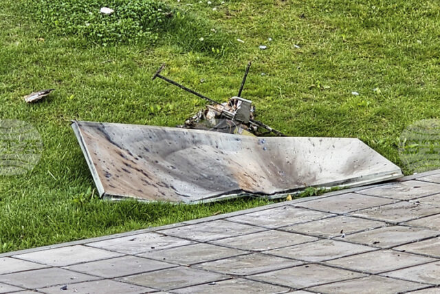 Украински дронове атакуваха Москва през нощта и предизвикаха пожар в индустриален обект в съседната Тулска област, съобщиха местните власти