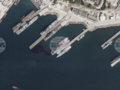 Украйна порази в първата атака с подводни дронове руска подводница в пристанище Новоросийск Украйна порази в първата атака с подводни дронове руска подводница в пристанище Новоросийск