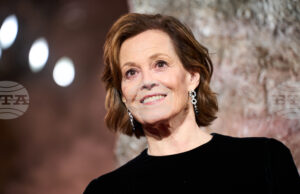 Филмът „Аватар“ е превърнал холивудската звезда Сигорни Уийвър е професионален плувец Филмът „Аватар“ е превърнал холивудската звезда Сигорни Уийвър е професионален плувец