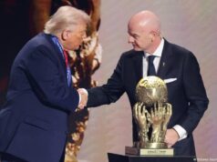 Футбол, политика и спектакъл: Тръмп получи първата наградата за мир на ФИФА Футбол, политика и спектакъл: Тръмп получи първата наградата за мир на ФИФА