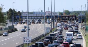 ХИНА: Хърватия въвежда електронно таксуване по всички магистрали от 2027 г.