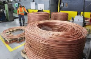 Цената на медта доближава 12 000 долара за тон заради нарастващо търсене, свързано с изкуствения интелект Цената на медта доближава 12 000 долара за тон заради нарастващо търсене, свързано с изкуствения интелект