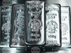 Цената на среброто премина 60 долара за пръв път в историята, оставяйки в сянка поскъпването на златото Сребро
