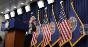 Централните банки на водещите икономики дават сигнали за промяна в курса на паричната политика