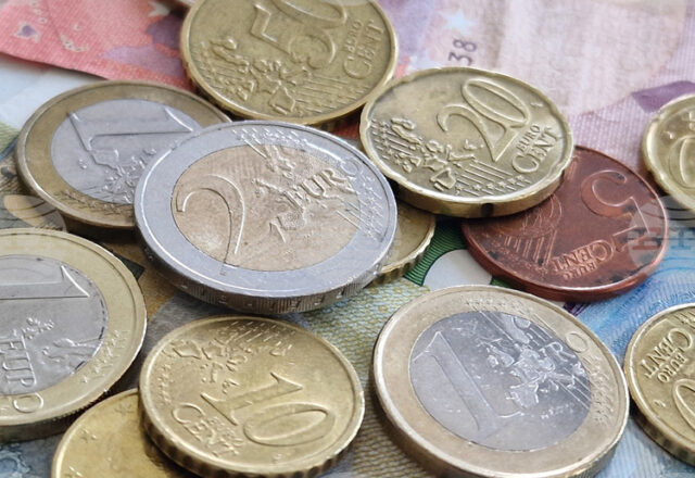 Евромонетите от всички държави в еврозоната са законно платежно средство, Евромонетите от всички държави в еврозоната са законно платежно средство, припомня Европейската комисия