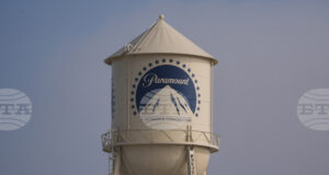 „Парамаунт“ заведе съдебно дело срещу „Нетфликс“ относно офертата за придобиване на „Уорнър Брос“