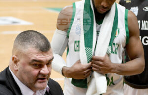 "Много приятна победа, идва в добър момент на сезона", смята наставникът на Черно море Тича Васил Евтимов