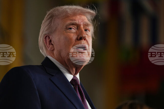 АКТУАЛИЗИРАНА
                                                                                                Тръмп заплаши с мита държави, които доставят петрол на Куба