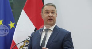 Австрийският вицеканцлер Андреас Баблер предлага каталог със санкции и наказателни мита в защита на Гренландия