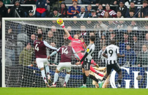 Астън Вила спечели гостуването си на Нюкасъл във Висшата лига