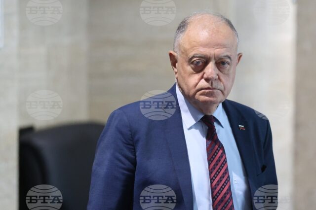 Атанас Атанасов: Възможно е Борисов и Радев да направят „някакъв Атанас Атанасов