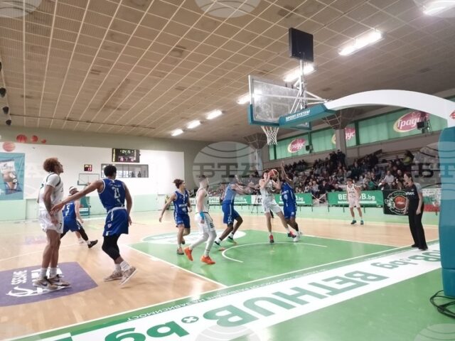 Берое победи Шумен за втори път и се класира за Финалната осмица на турнира за Купата на България по баскетбол