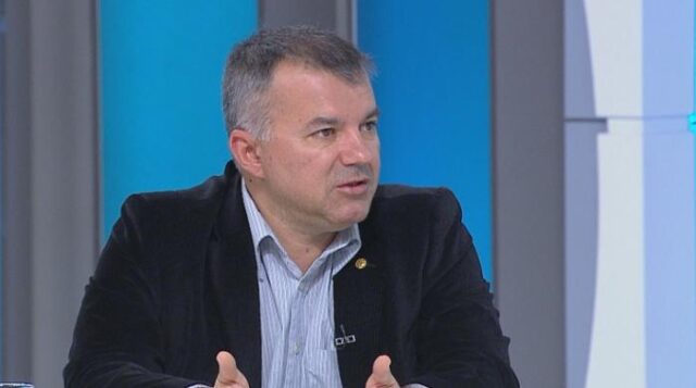 Богомил Николов само за ДЕБАТИ: Има малки неуредици по изтеглянето Богомил Николов