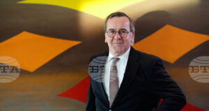 Борис Писториус изрази оптимизъм за перспективите за започване на съвместна мисия на НАТО в Гренландия