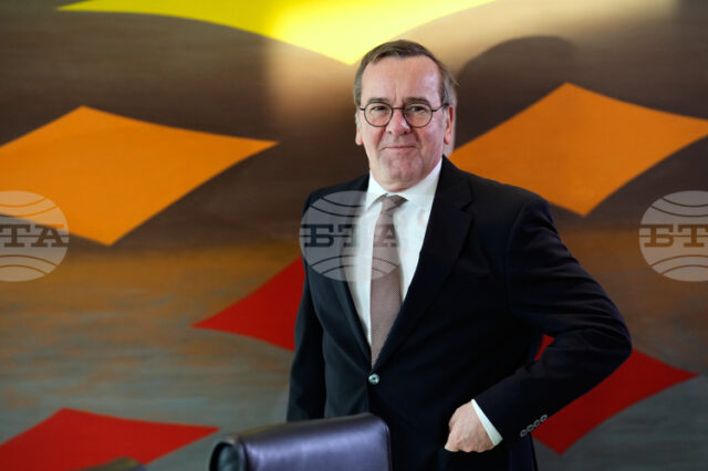 Борис Писториус изрази оптимизъм за перспективите за започване на съвместна мисия на НАТО в Гренландия