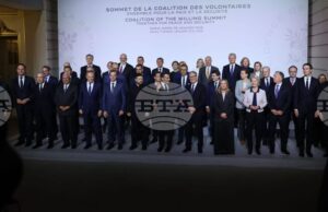 България ще се включи във всички сфери, в които има капацитет да допринесе за общоевропейската сигурност, каза в Париж Росен Желязков