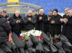 Българският спорт и родната общественост се сбогуваха за последно с великия Димитър Пенев Хиляди отдават почит на големия Димитър Пенев