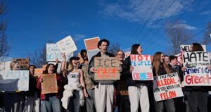 В САЩ бе арестувана жена, организирала протест, прекъснал литургия в църква в Минесота