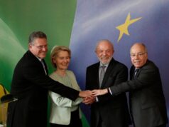 В сянката на доктрината „Донро“: Защо и на кого пречи сделката „Меркосур“