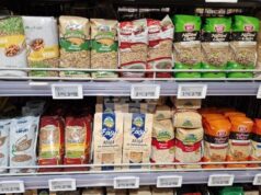 В хипермаркети, магазини и аптеки в Шумен клиентите пазаруват в левове и евро В хипермаркети, магазини и аптеки в Шумен клиентите пазаруват в левове и евро, установи репортерска проверка на БТА