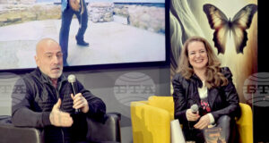 Важно е да сме откровени и да бъдем такива, каквито сме, каза музикантът Константин Кацаров в Добрич