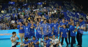 Волейболният Левски победи германския Фридрихсхафен в реванша, но отстъпи в златния гейм и отпадна за Купата на ЦЕВ