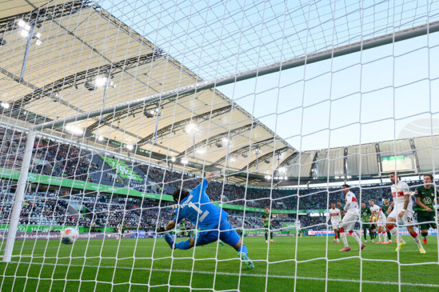 Волфсбург привлече японски нападател от елита на Нидерландия