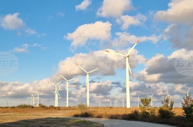 Вятърната енергия е осигурила 14 на сто от електричеството в Европа през изминалото денонощие